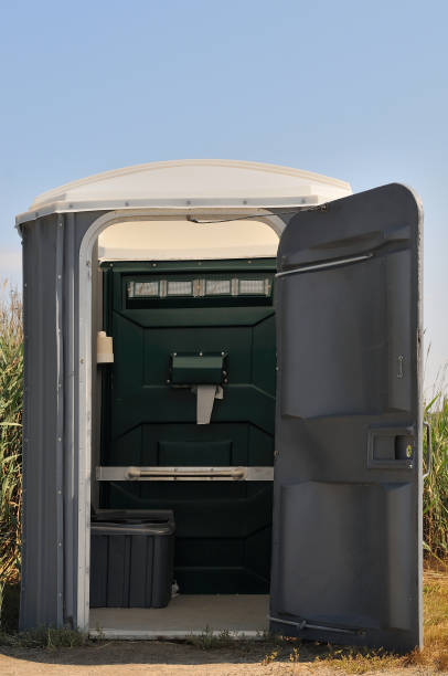 Best Portable restroom trailer rental  in Washington, WV